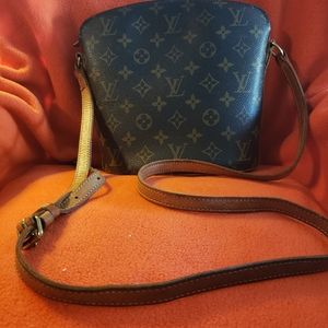 Vintage  LV  Drout